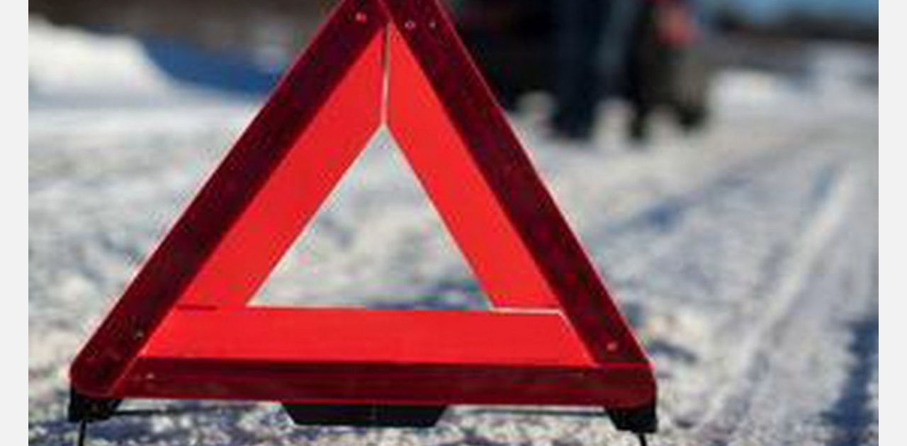 Опять «нечаянно нагрянула»: владельцы десятков разбитых в «снежных» ДТП авто в претензии к коммунальщикам Златоуста