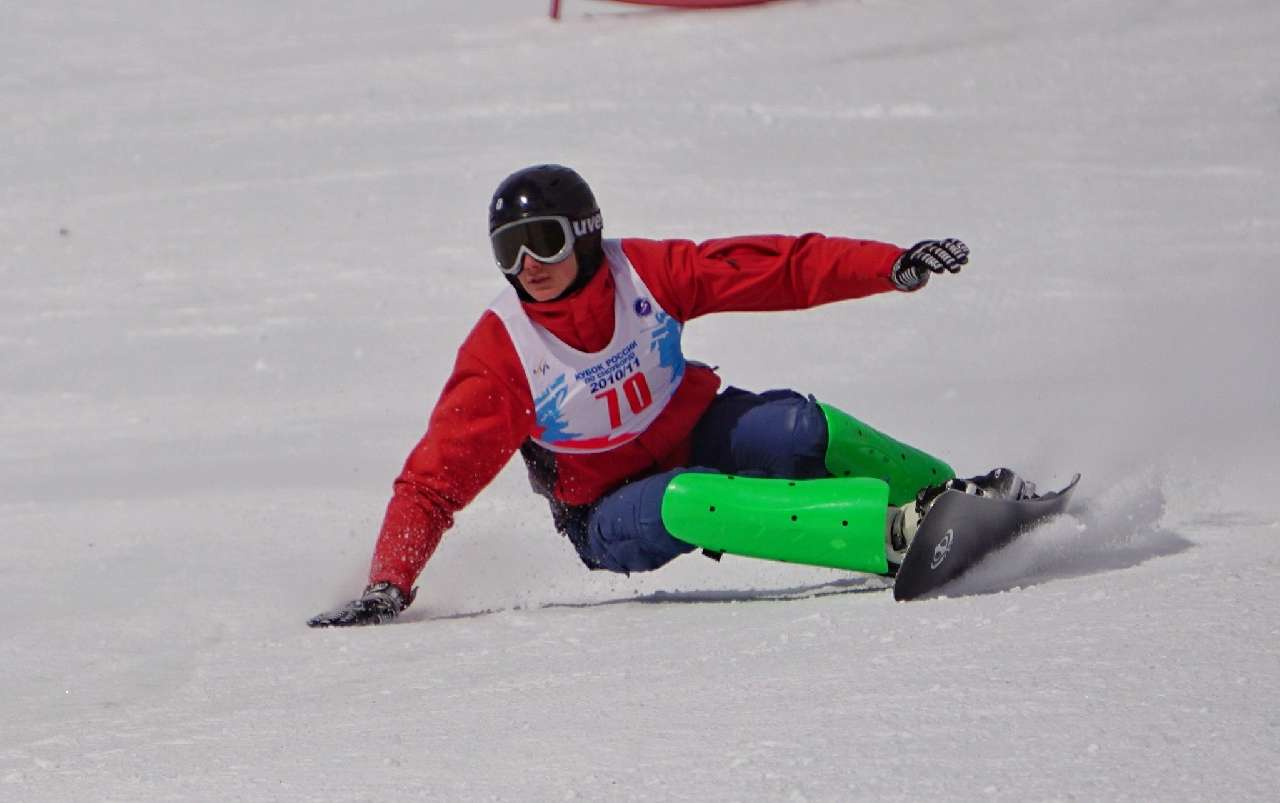 Златоустовкий сноубордист закрыл сезон победой