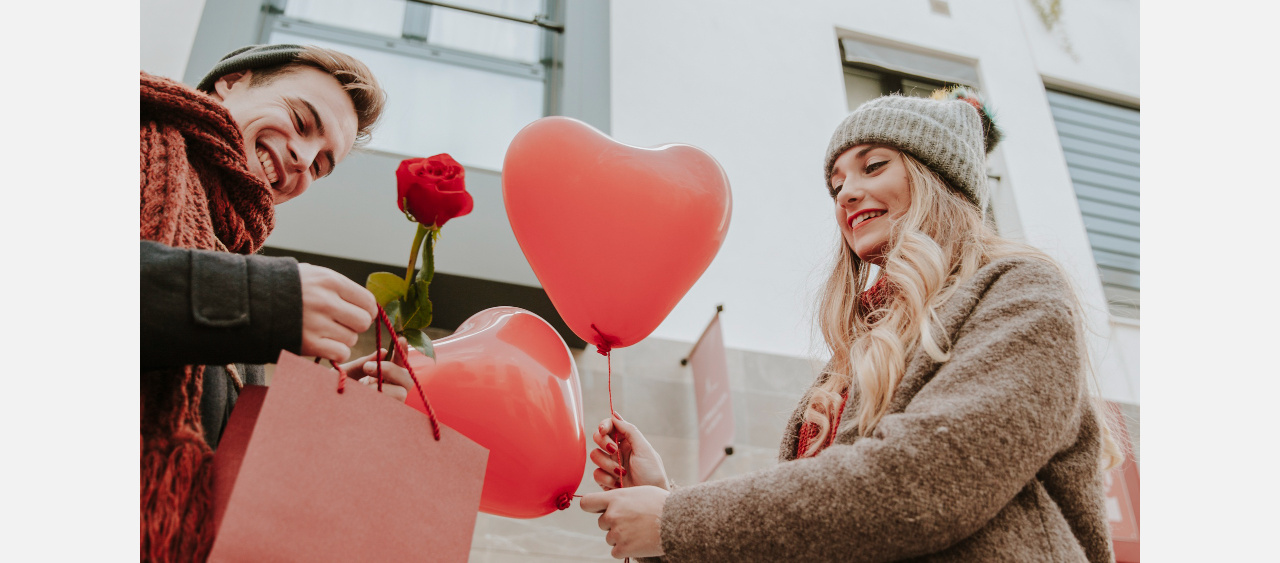 «Запад навязал»: будут ли жители Златоуста праздновать Валентинов день? 