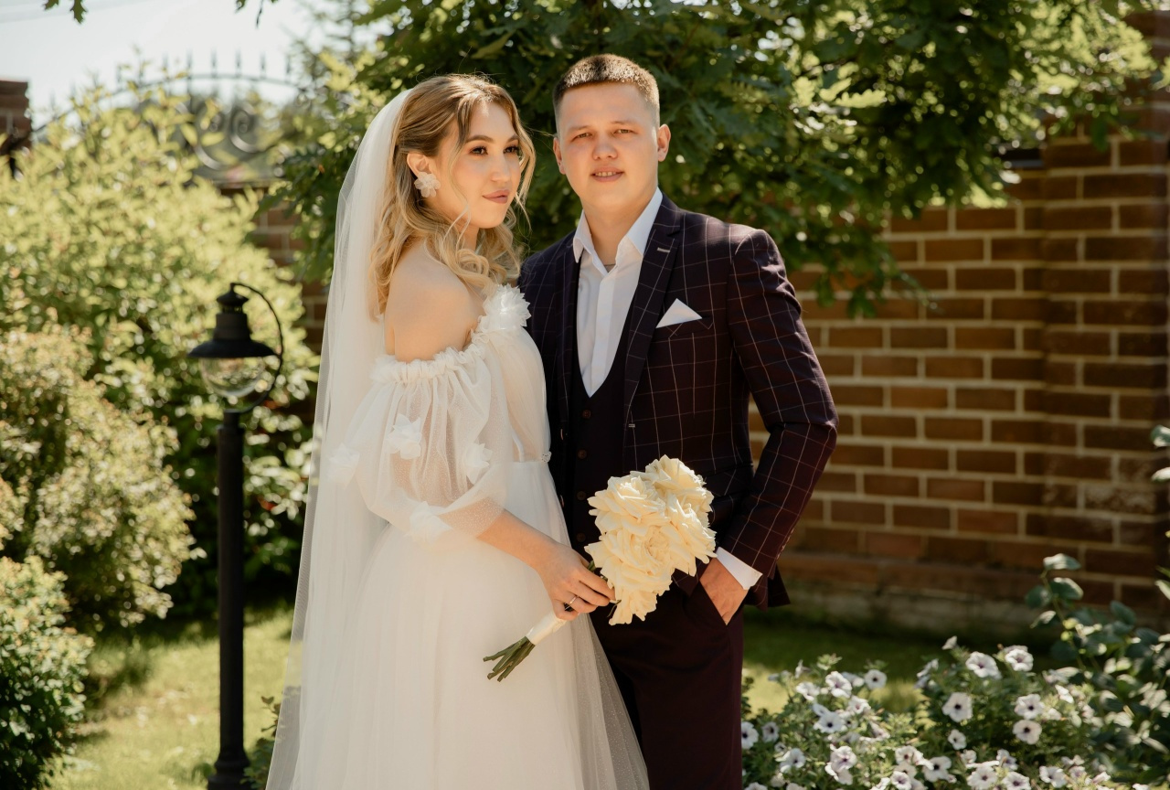 «Всё меньше любви»: жители Златоуста обсудили свадебное шоу с участием земляков