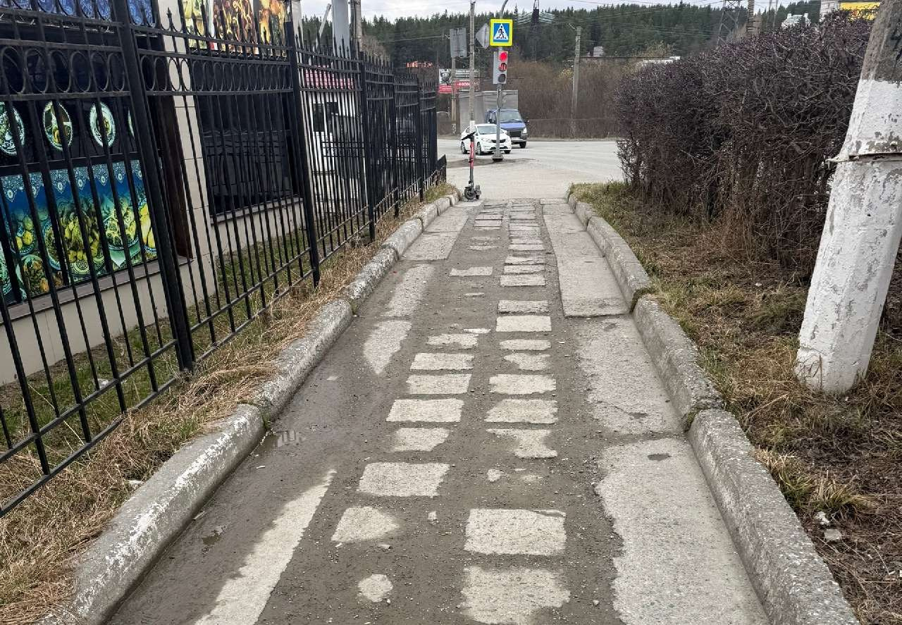 «Для принятия мер»: администрация Златоуста пообещала заняться проспектом Гагарина