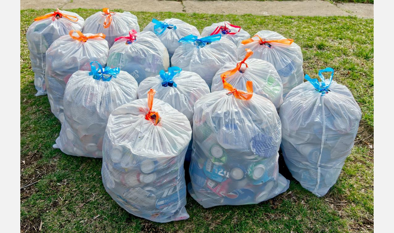 Кладите в баки: жителям Златоуста рассказали, что  делать с мусором после субботников