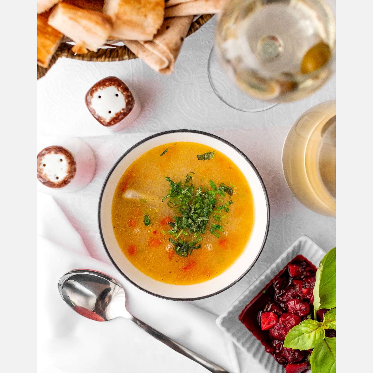 Щи да каша: молодёжь Златоуста отказывается от «стариковской» еды