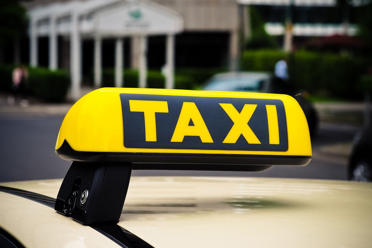 Златоустовцам расскажут о безопасном такси