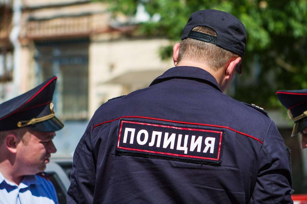 Искали год: угнанную в Златоусте машину нашли на стоянке в Кыштыме