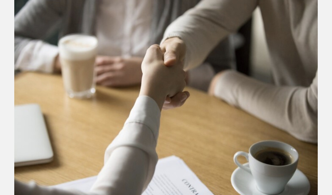 Никаких «будь здоров»: каких правил этикета жители Златоуста не знают