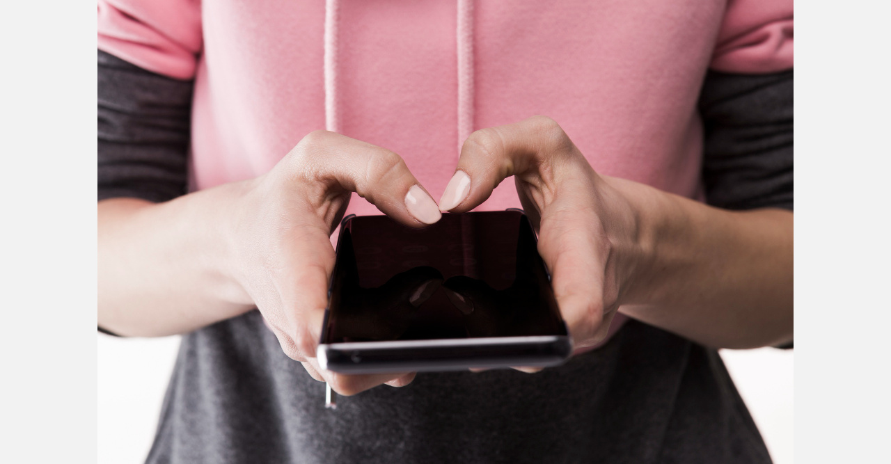 Предъявите: зачем у жителей Златоуста проверяют смартфоны