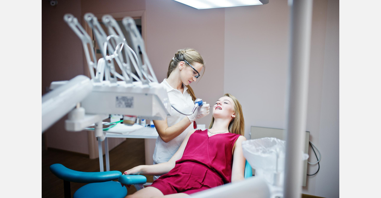 Копить на протезы: почему молодёжь Златоуста теряет зубы