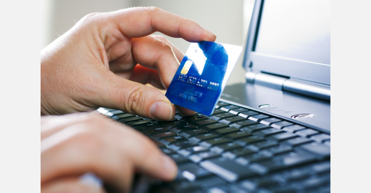 «Моя империя финансов»: зачем жителям Златоуста по 10-12 банковских карт