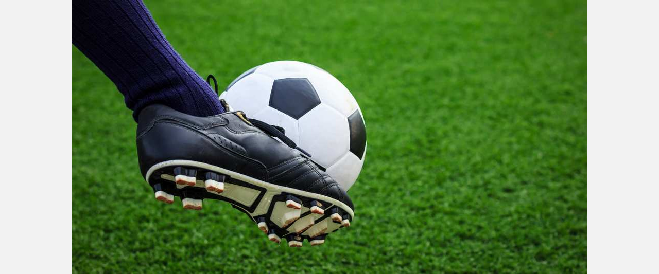 Златоустовские футболисты завершили турнир «Кожаный мяч»