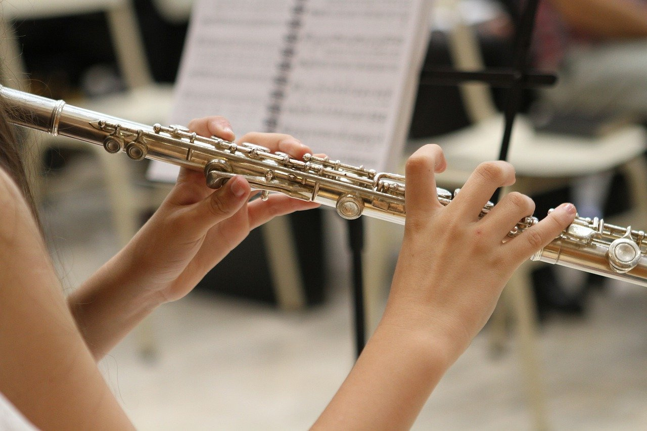 Юная флейтистка из Златоуста хочет попасть в состав юношеского оркестра Юрия Башмета