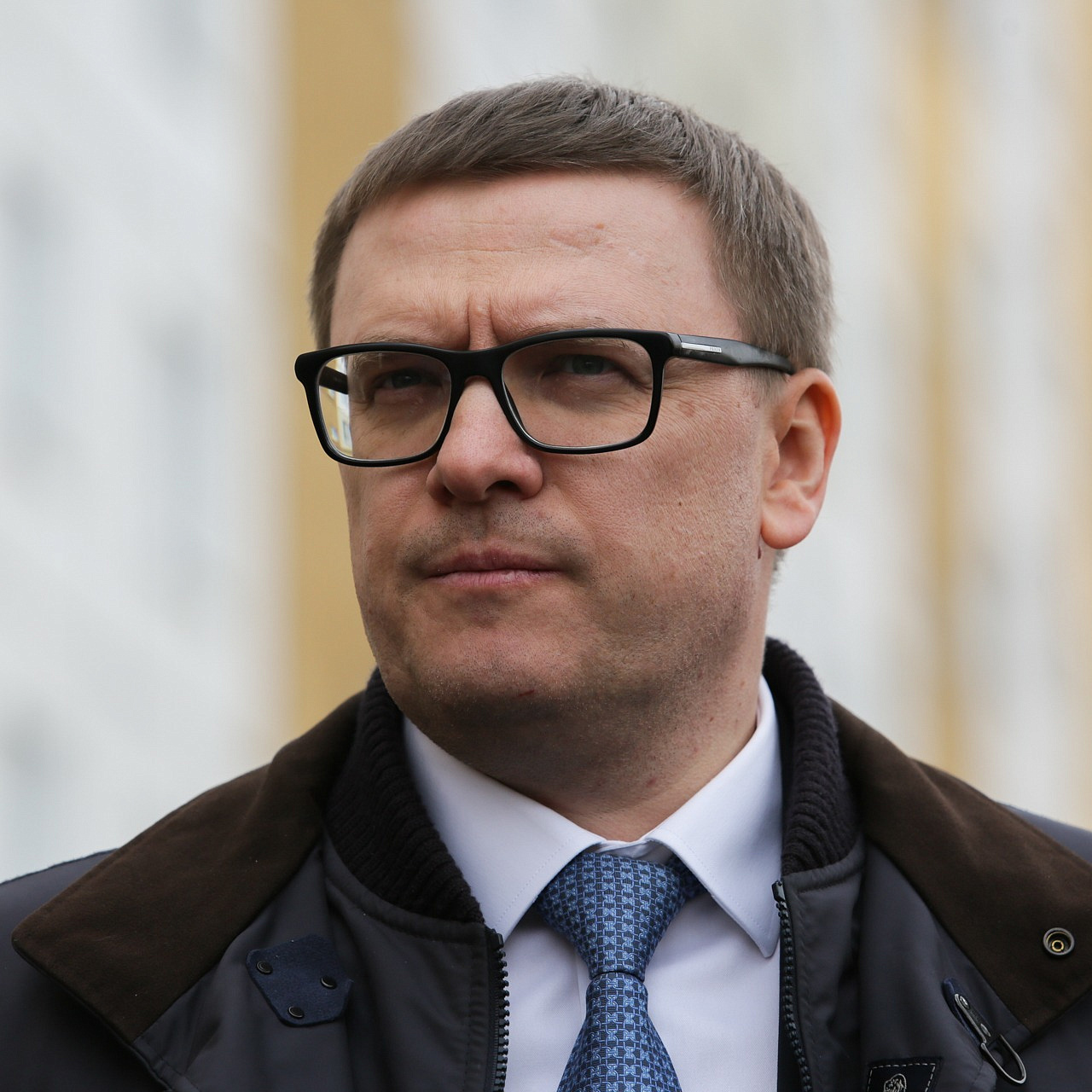 Ни света, ни колонки: жители одной из улиц Златоуста просят помощи у Текслера