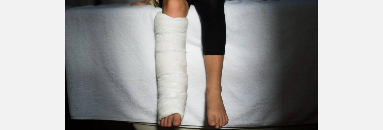 В Златоусте школьница сломала ногу на уроке физкультуры