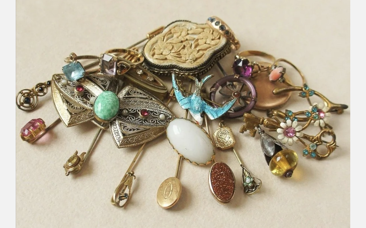 Из бабушкиной шкатулки: за что модницы Златоуста полюбили винтаж