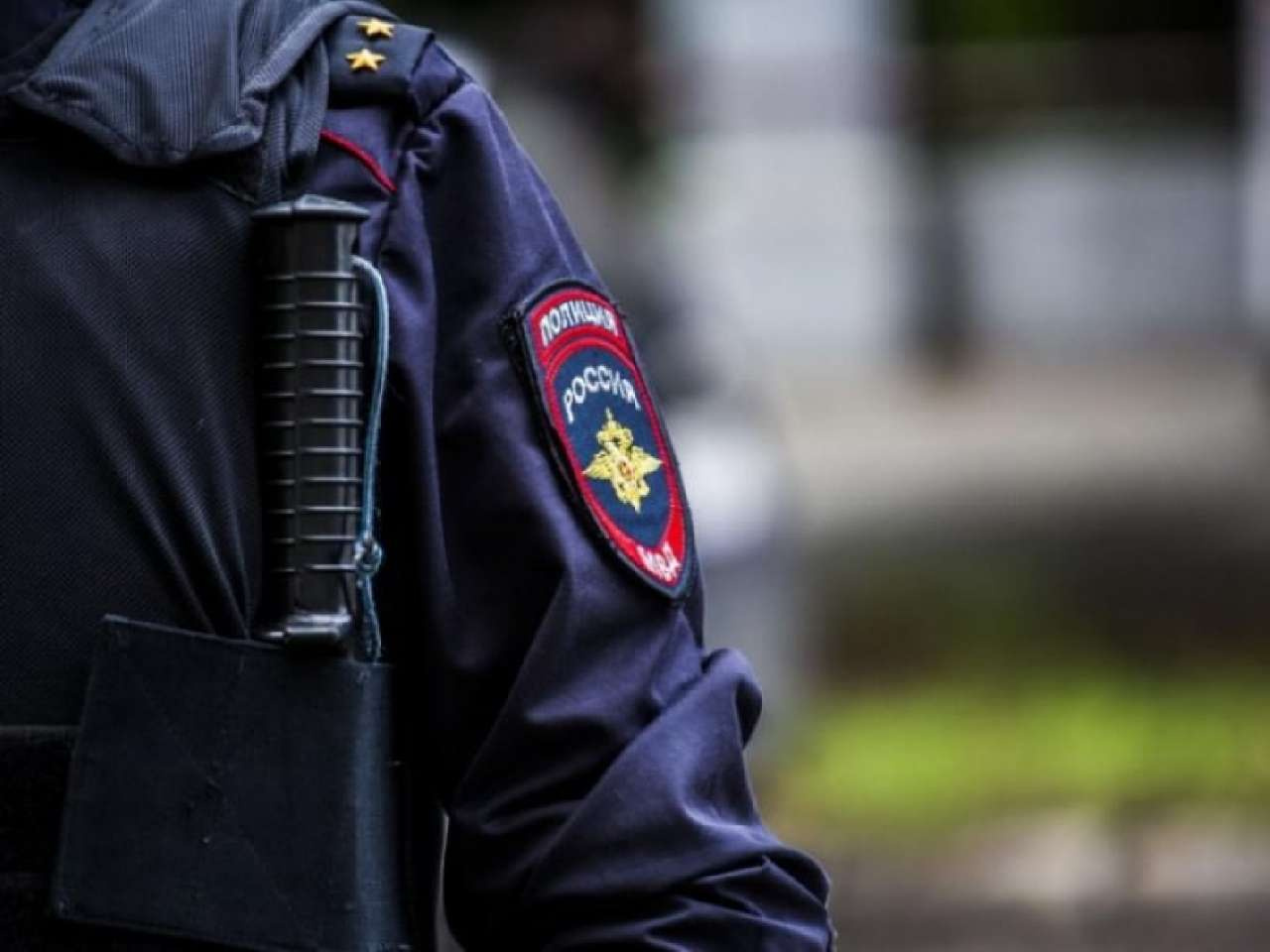 «Моральный вред оплатите»: 15-летний житель Златоуста пошел под суд, подшофе отобрав телефон у сверстника