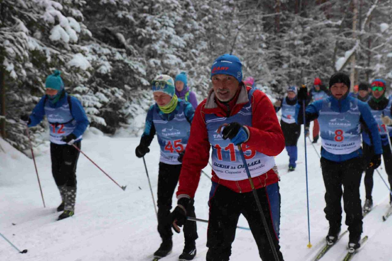 Златоустовцы отличились в таганайской «Лыжне за облака»