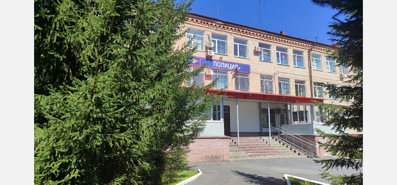 У студентки из Златоуста требовали плату за молчание