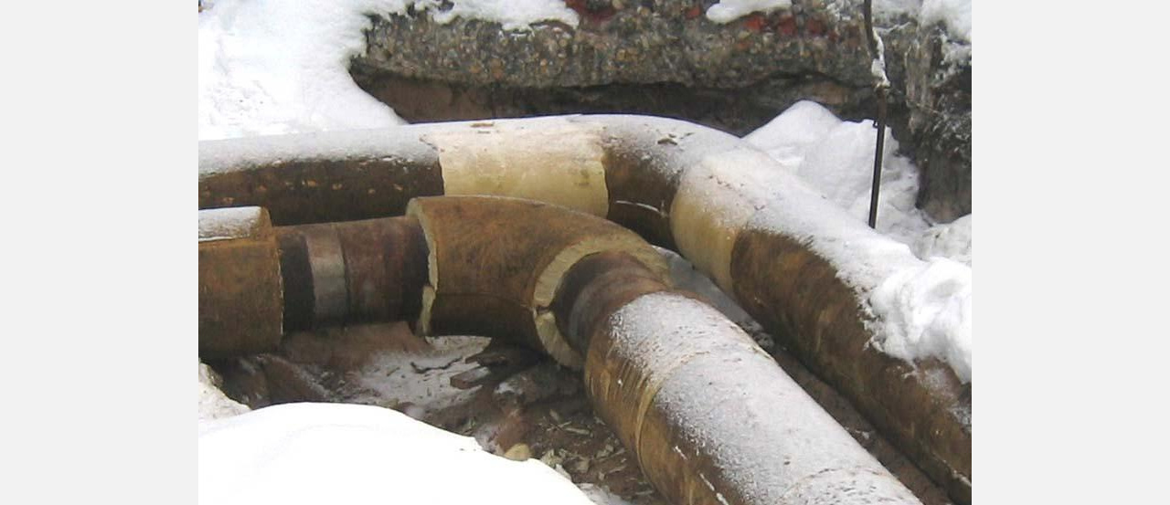 Зима на пороге: в Златоусте рвутся теплотрассы