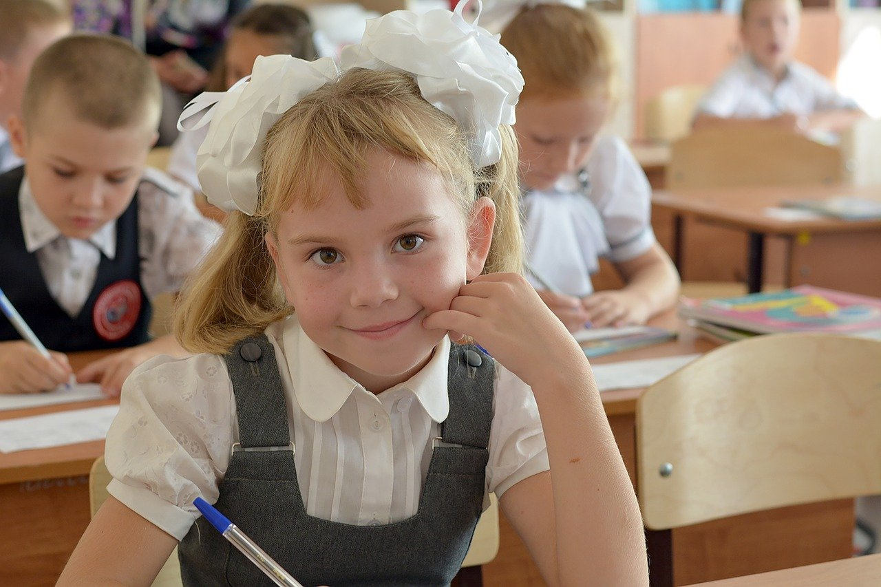 В России не будут продлять школьные каникулы 
