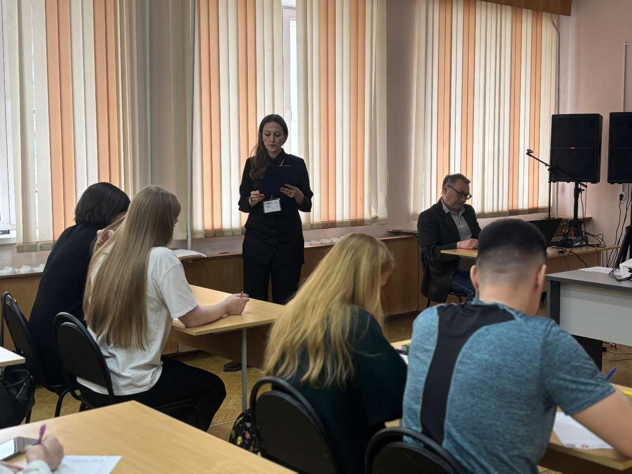 В Златоусте заканчиваются места на площадках «Тотального диктанта»