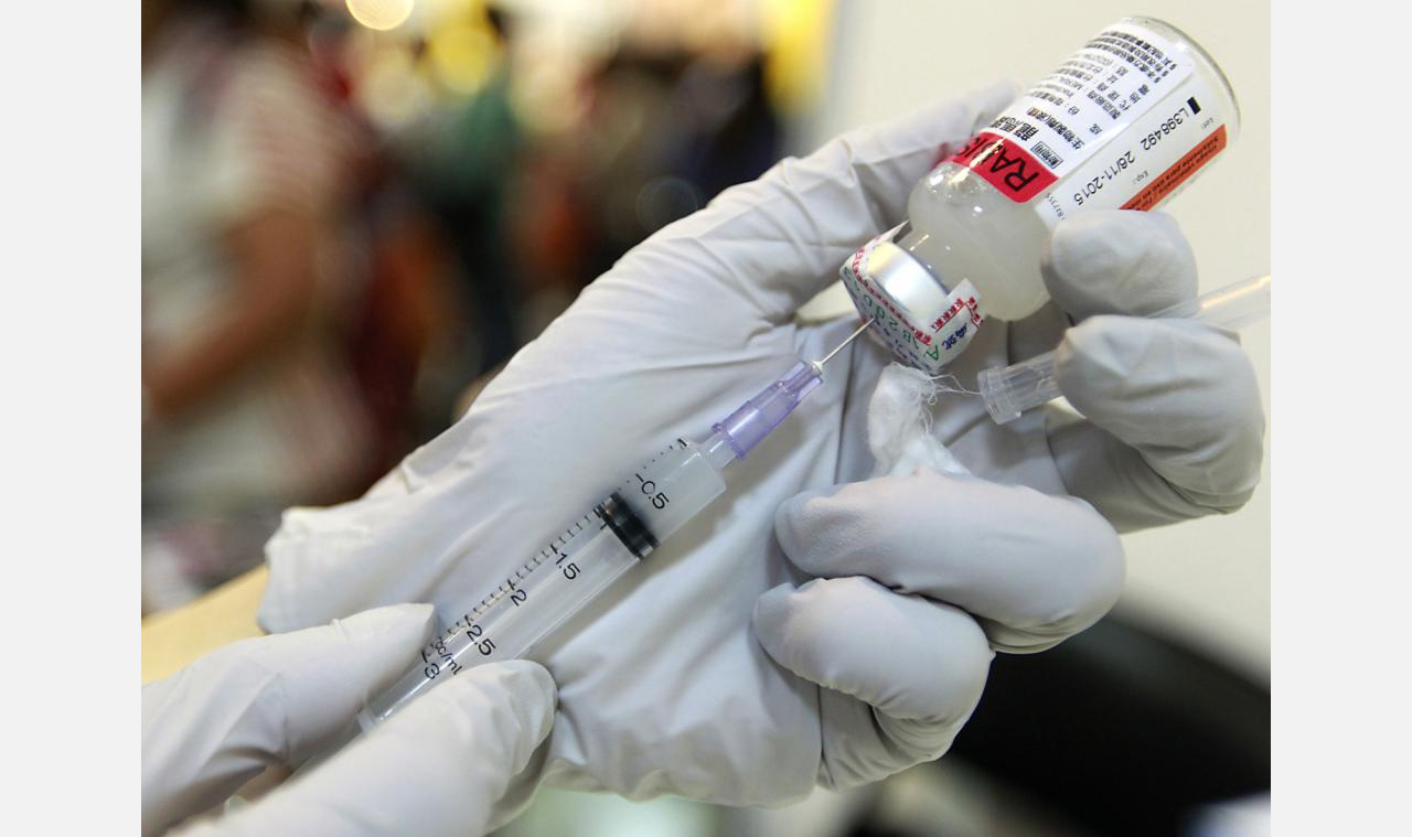 В Златоуст привезут 1000 доз вакцины от бешенства