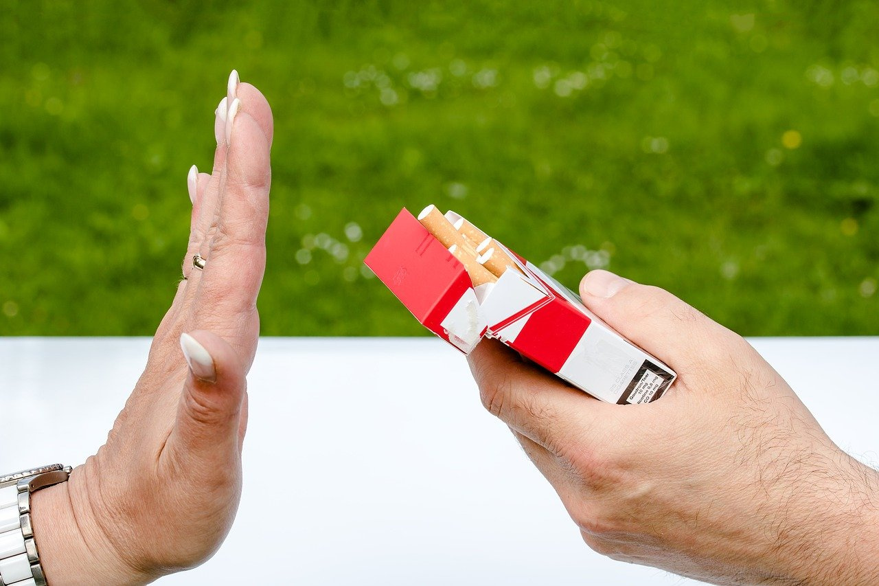 Бросьте это: златоустовцам предлагают отказаться от курения