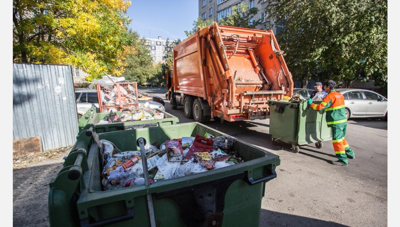 Жители Златоуста аккуратно платят за вывоз мусора