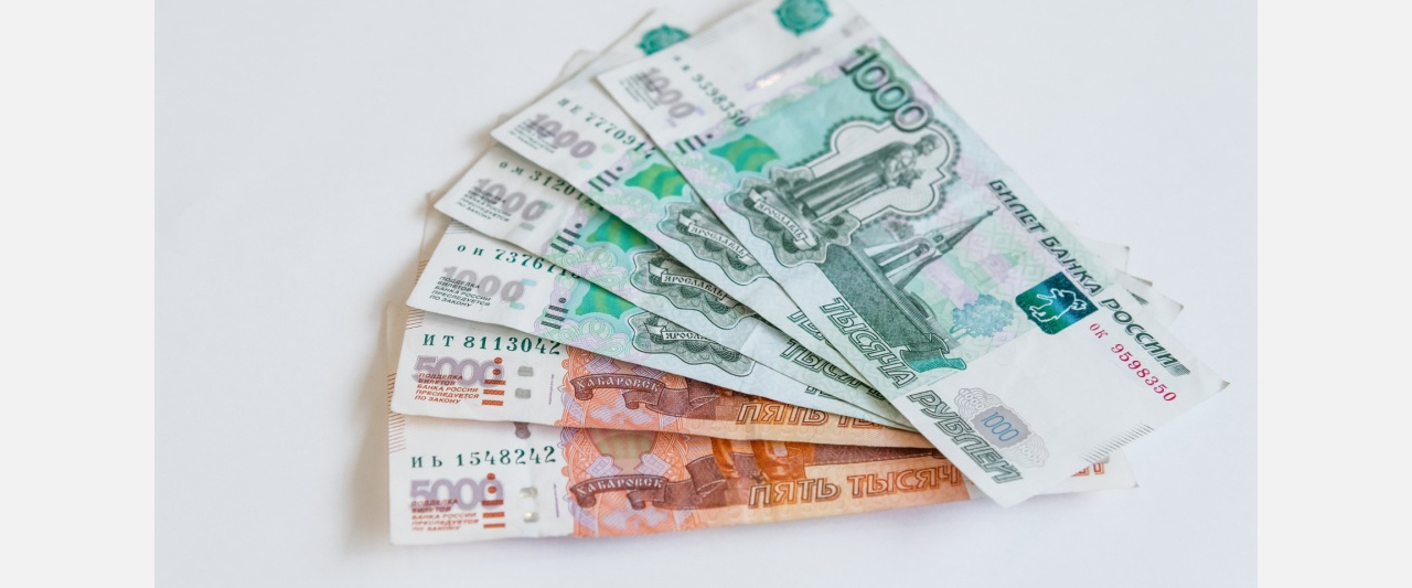 Сегодня жителям Златоуста начнут перечислять детские пособия