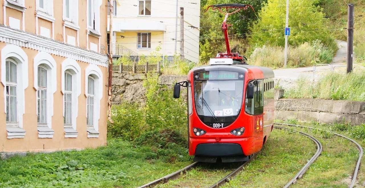 Где-то нас дурят: как златоустовские депутаты трамваи считали