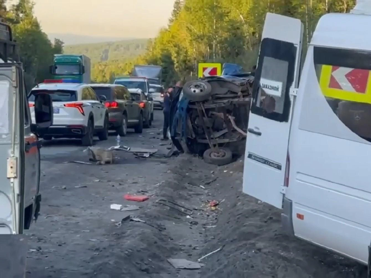 В аварии на М-5 под Златоустом пострадала баскетбольная команда из Перми