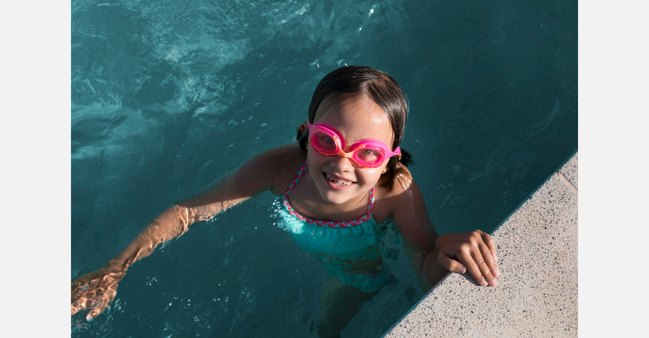 Дома культуры и бассейны летом могут стать бесплатными для детей