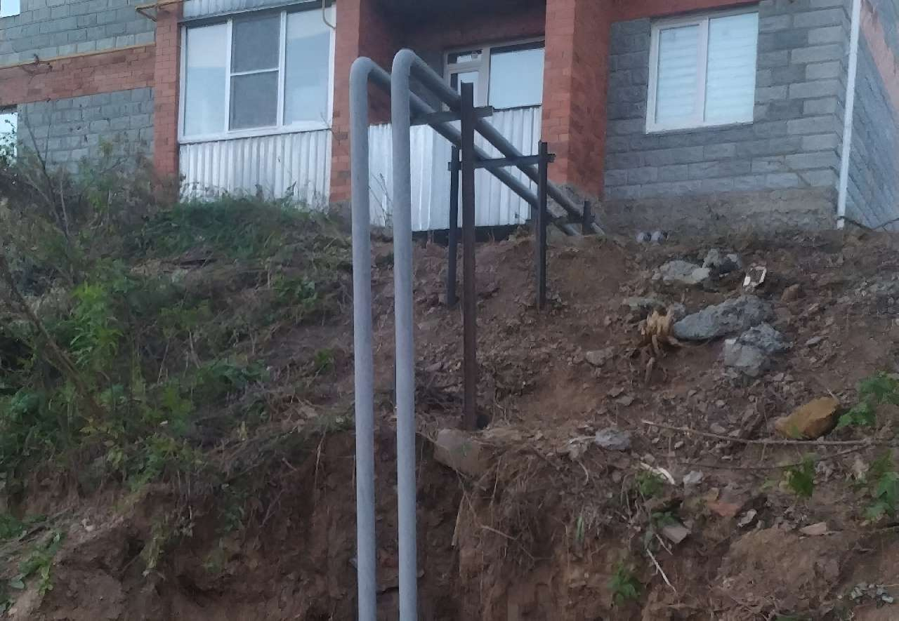 Дыра в ремонте: в Златоусте второй раз латают новую теплотрассу