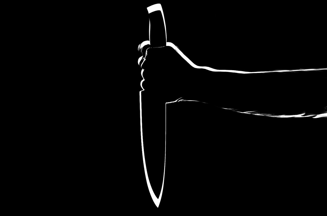 «За что, не помню»: житель Златоуста убил приятеля одним ударом ножа