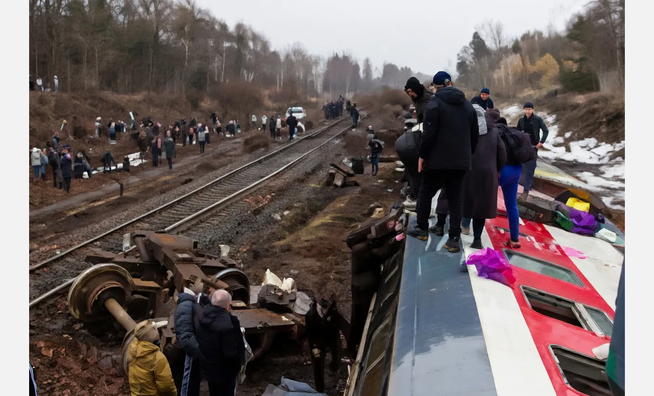 В поезде с перевернувшимися вагонами ехали спортсмены из Златоуста