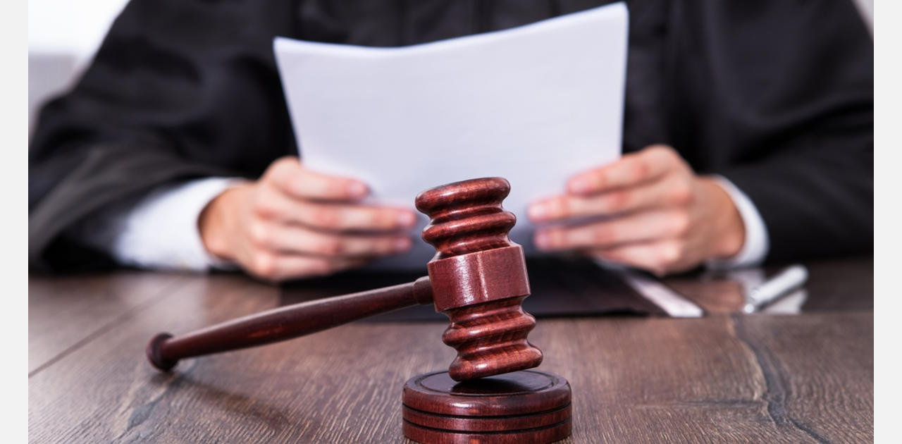 Попрал закон «О связи»: суд Златоуста вынес приговор торговцу коммерческими тайнами 