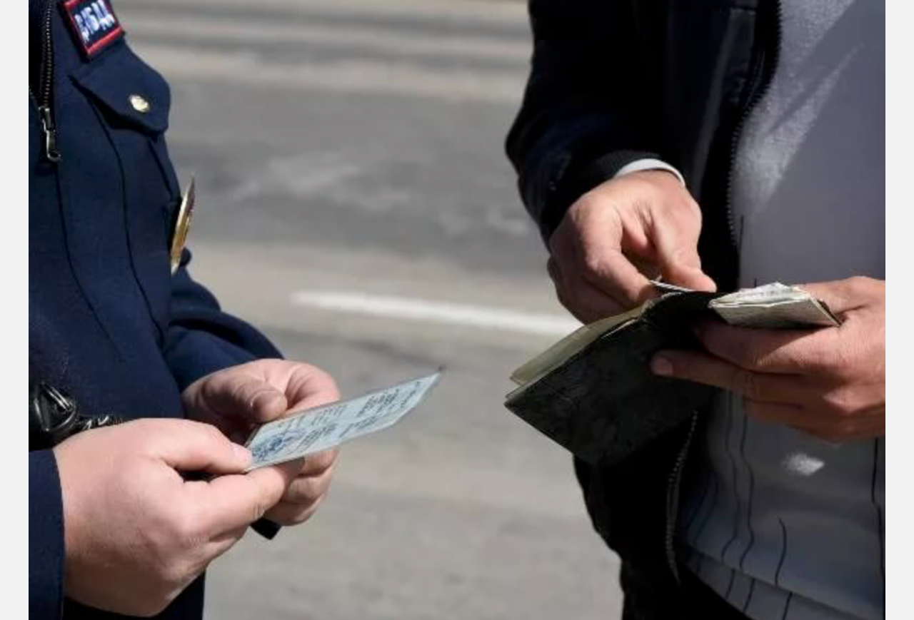 Не договоримся: златоустовцам напомнили об ответственности за дачу взятки