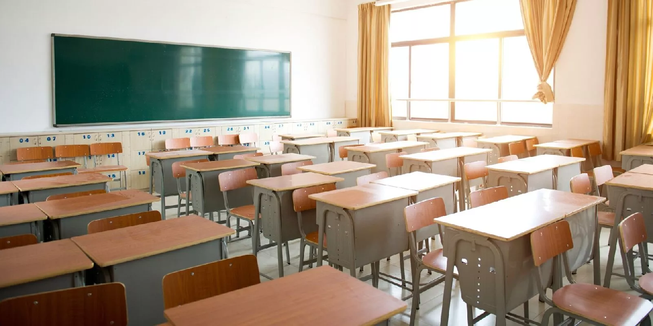 Школьникам Златоуста расписали каникулы