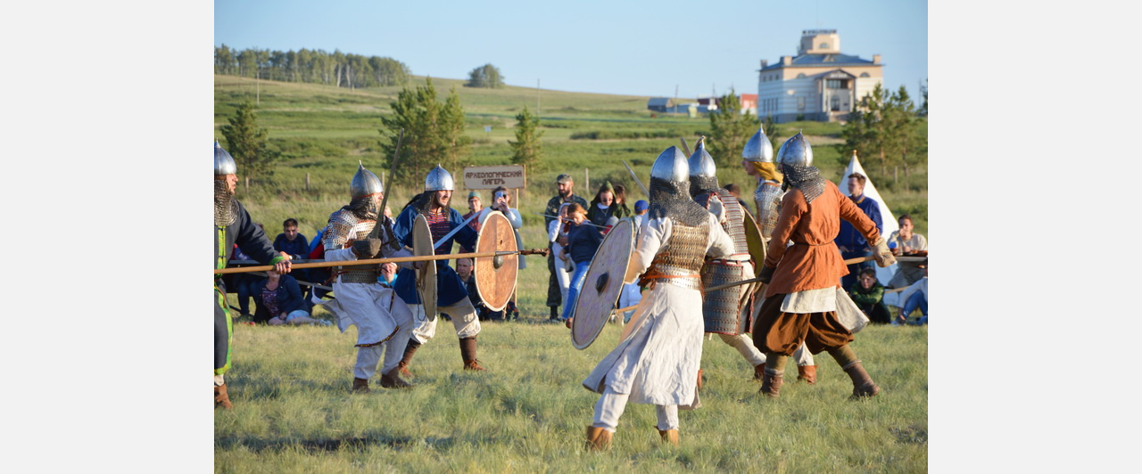 В эпоху бронзы: жители Златоуста едут на фестиваль «Пламя Аркаима»