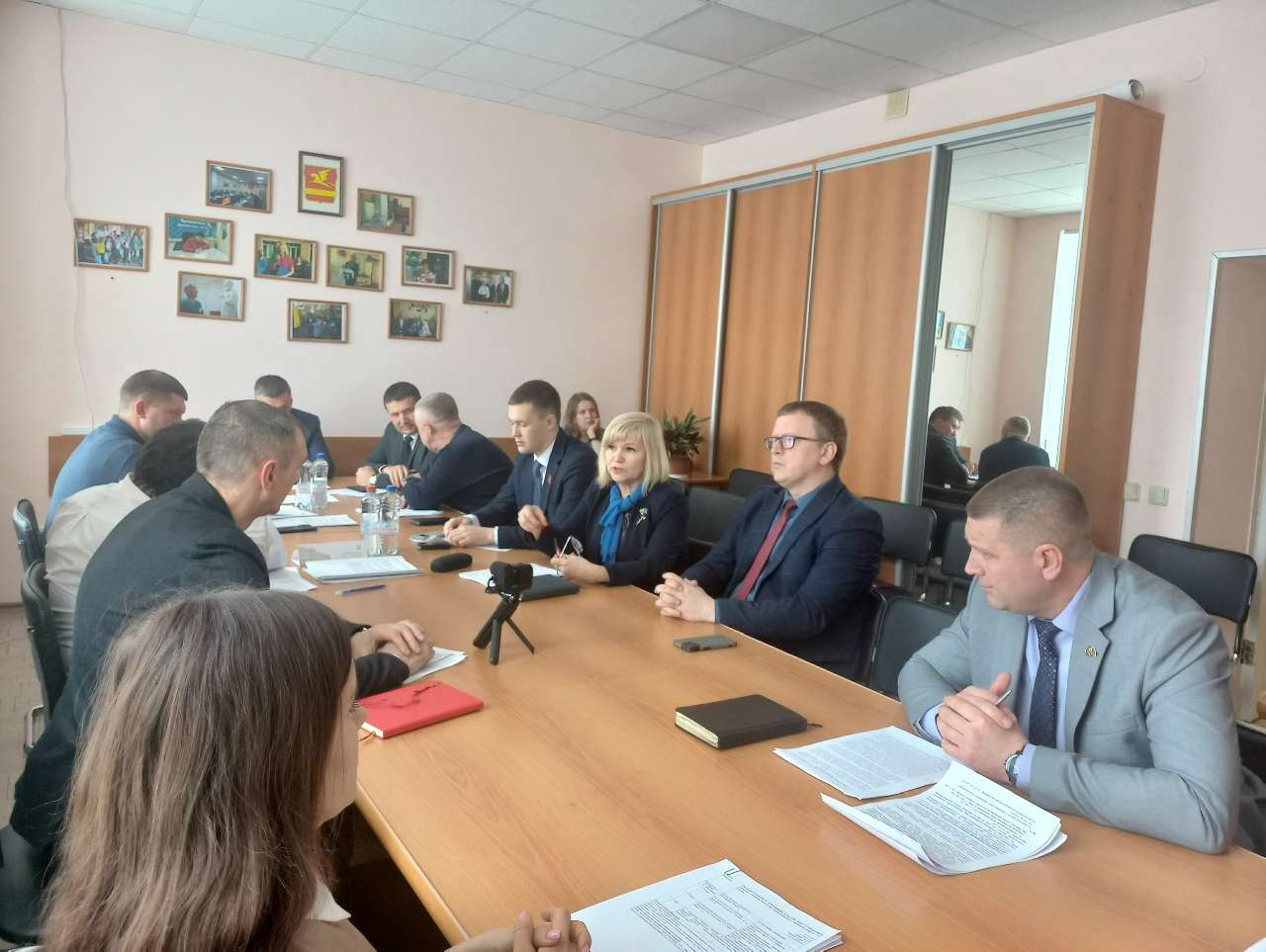 Базовый уровень: депутатам Златоуста рассказали об успехах городской системы образования