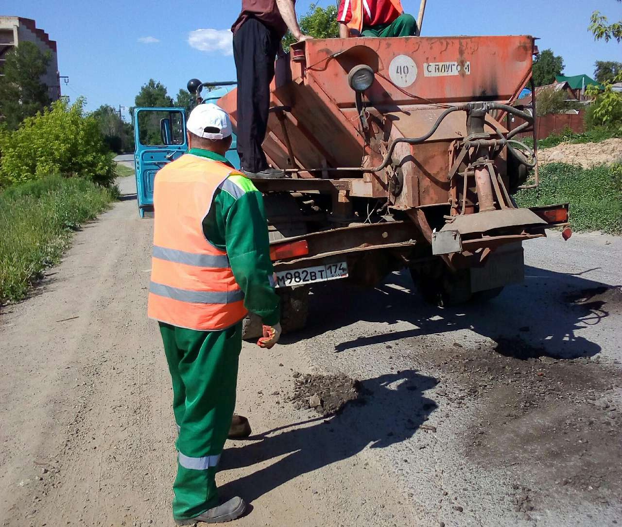 Златоустовцы удивились новому подходу к дорожным ремонтам